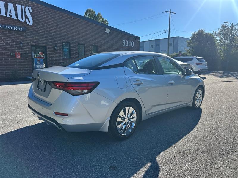 Nissan Sentra S 2021