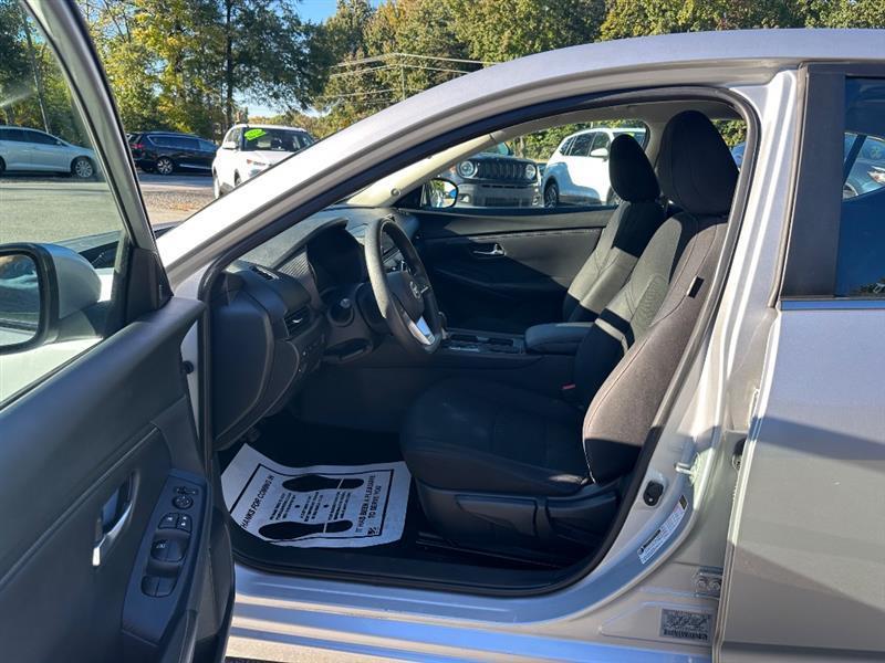Nissan Sentra S 2021