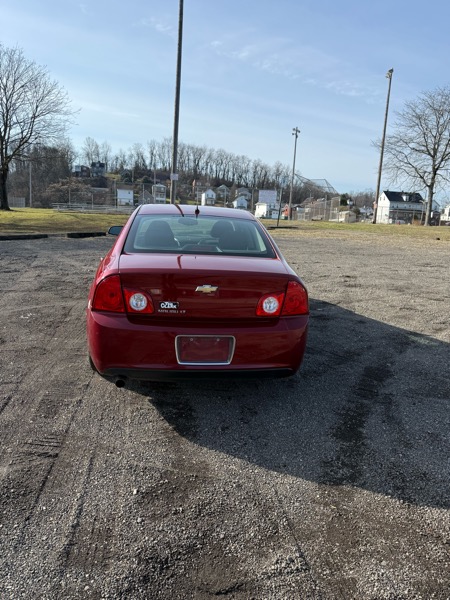 Chevrolet Malibu 1LT 2011