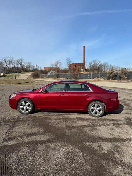 Chevrolet Malibu 1LT 2011