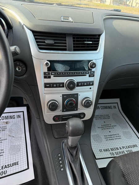 Chevrolet Malibu 1LT 2011