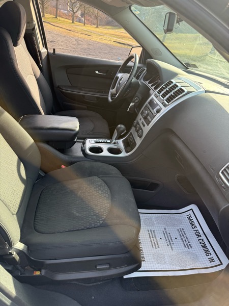 GMC Acadia SLE-2 AWD 2011