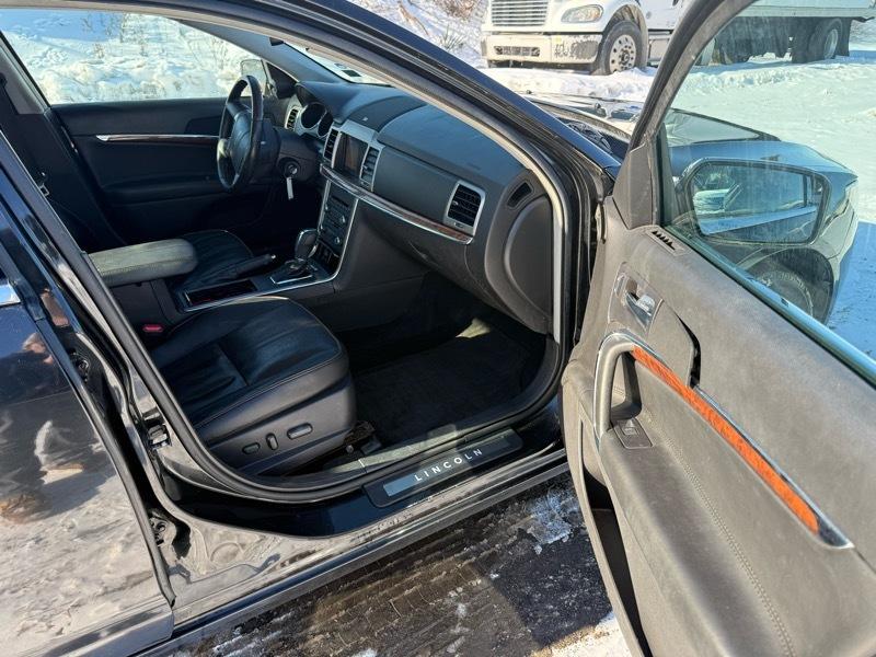 Lincoln MKZ AWD 2012