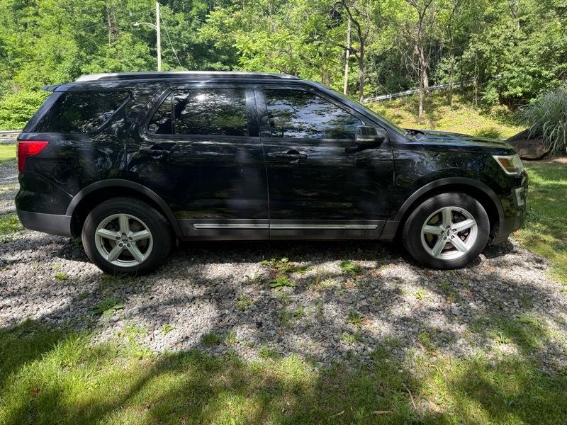 Ford Explorer 4dr XLT 2016