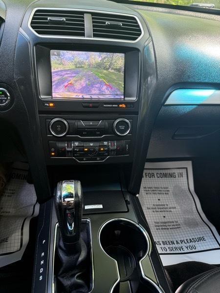 Ford Explorer 4dr XLT 2016
