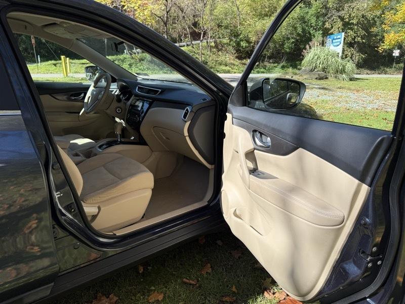 Nissan Rogue S AWD 2014