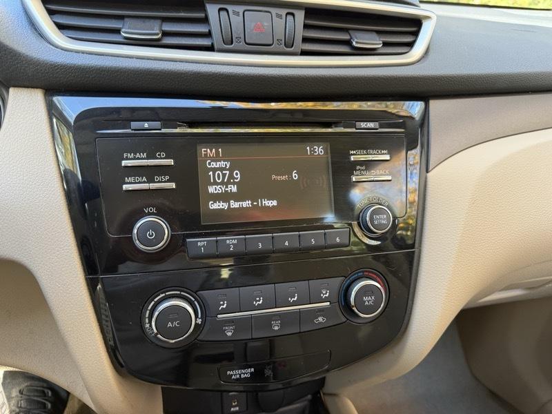 Nissan Rogue S AWD 2014
