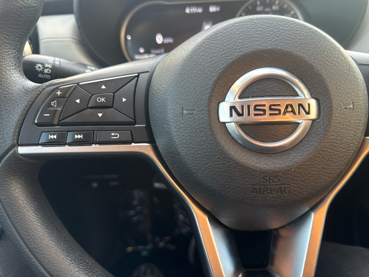Nissan Versa SV 2020