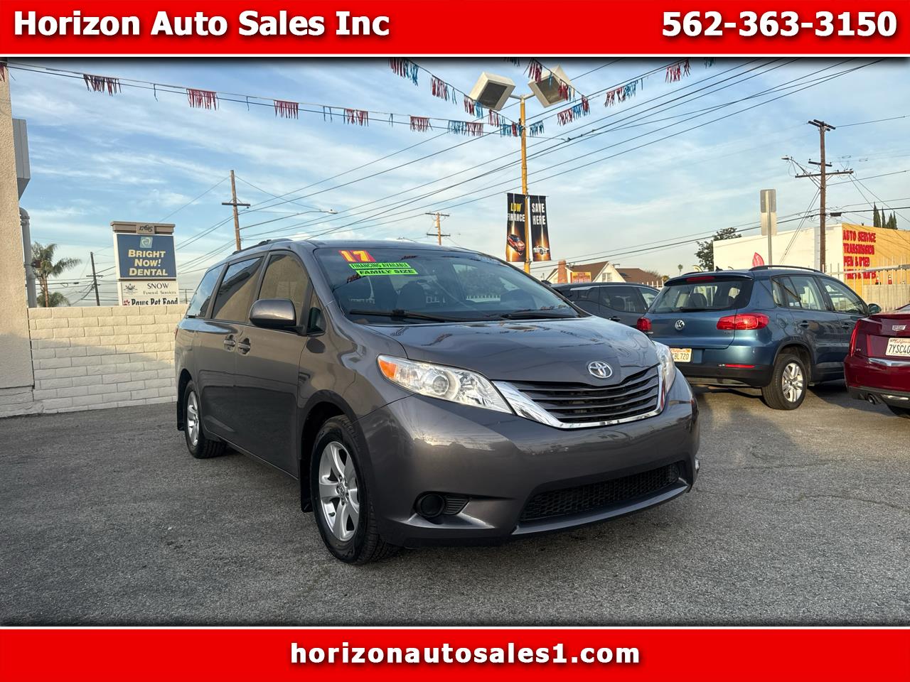 2017 Toyota Sienna LE 8-Passenger