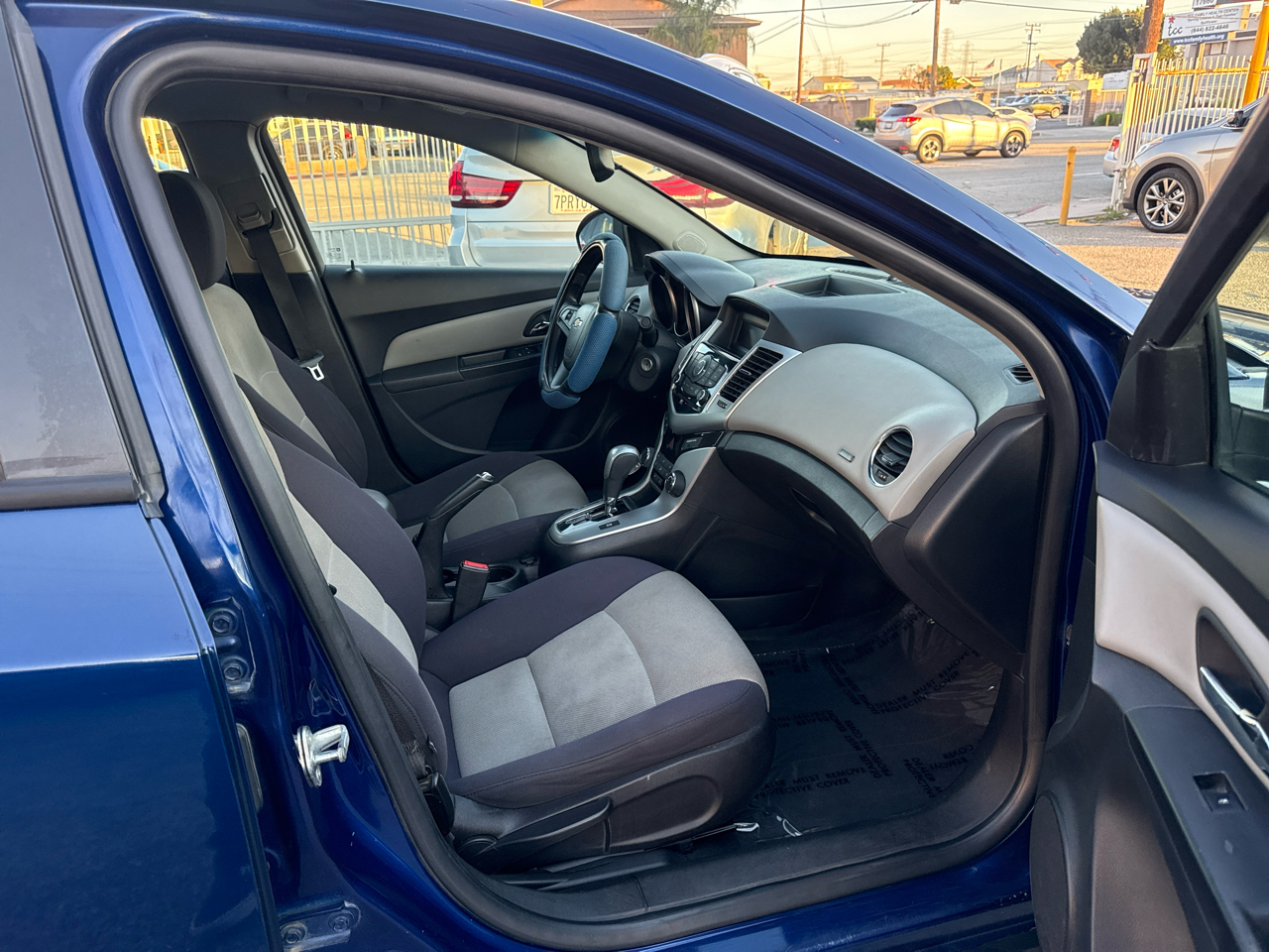 Chevrolet Cruze LS Auto 2013