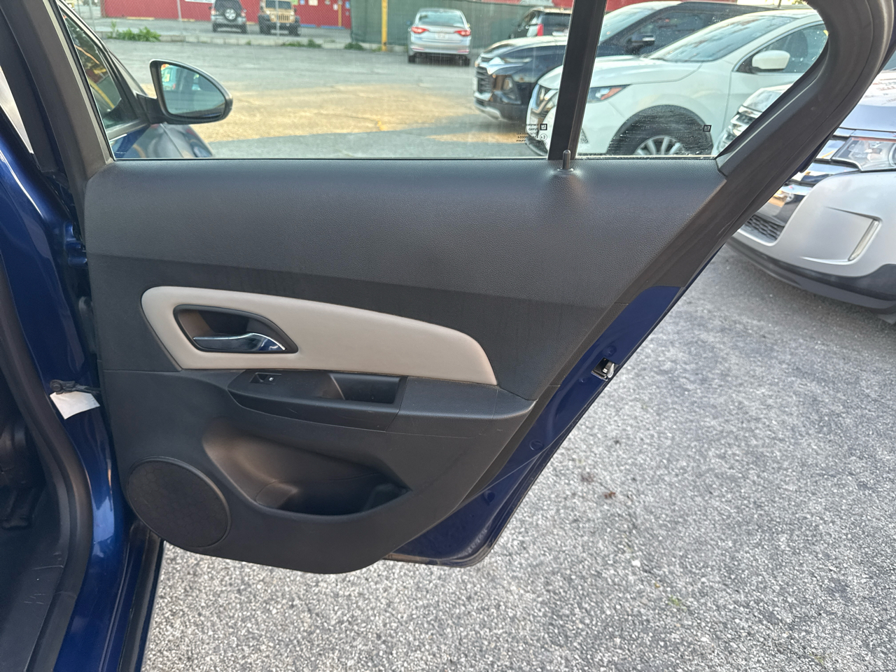 Chevrolet Cruze LS Auto 2013