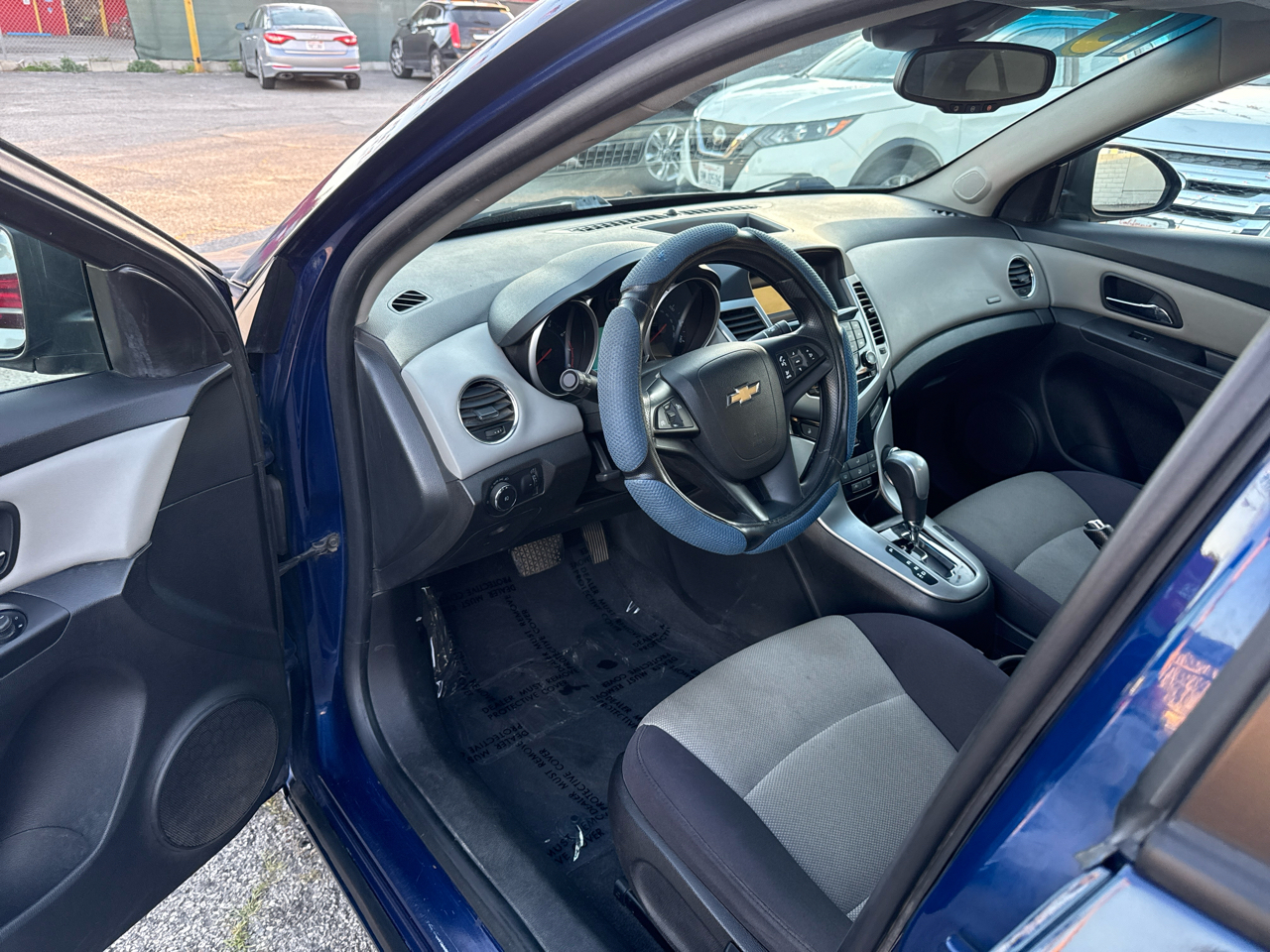 Chevrolet Cruze LS Auto 2013