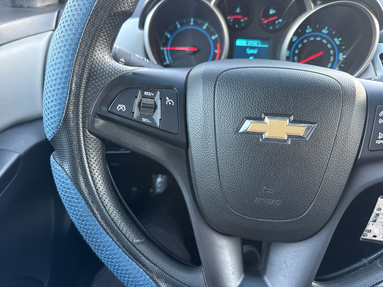 Chevrolet Cruze LS Auto 2013