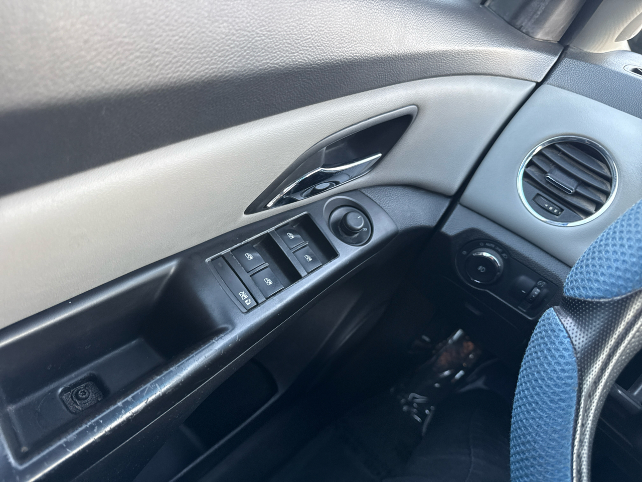 Chevrolet Cruze LS Auto 2013