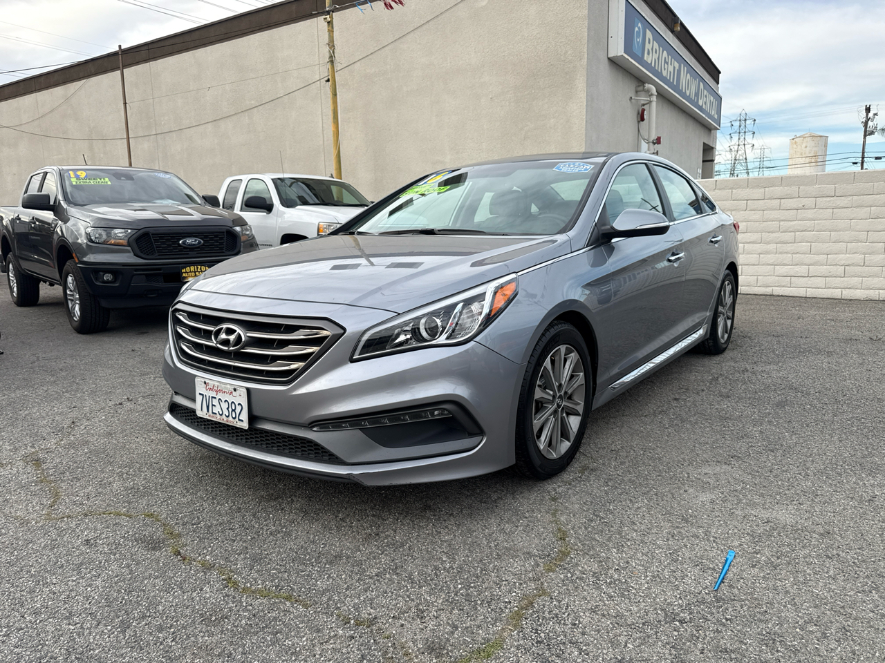Hyundai Sonata 4dr Sdn 2.0T Auto Limited 2016