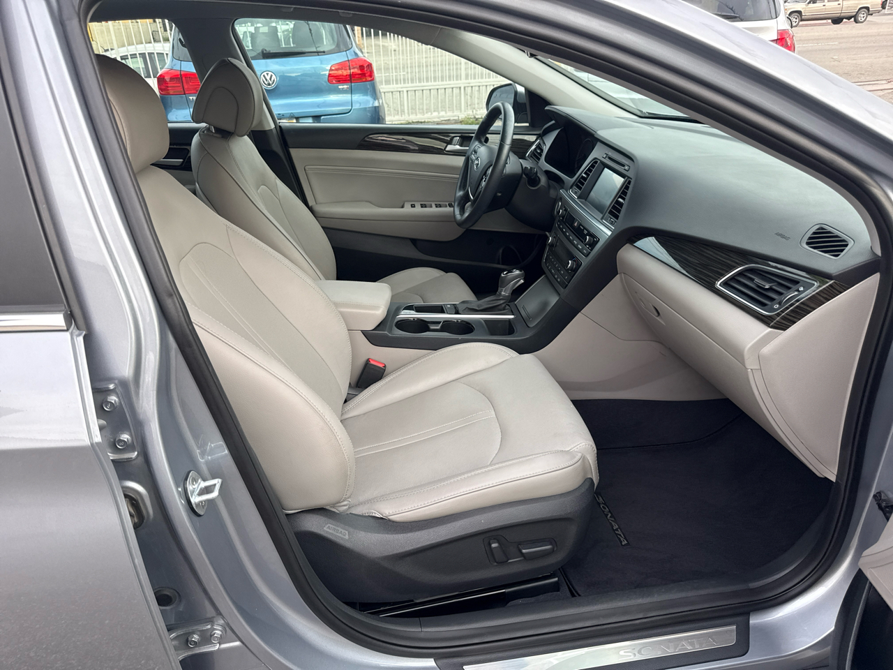 Hyundai Sonata 4dr Sdn 2.0T Auto Limited 2016