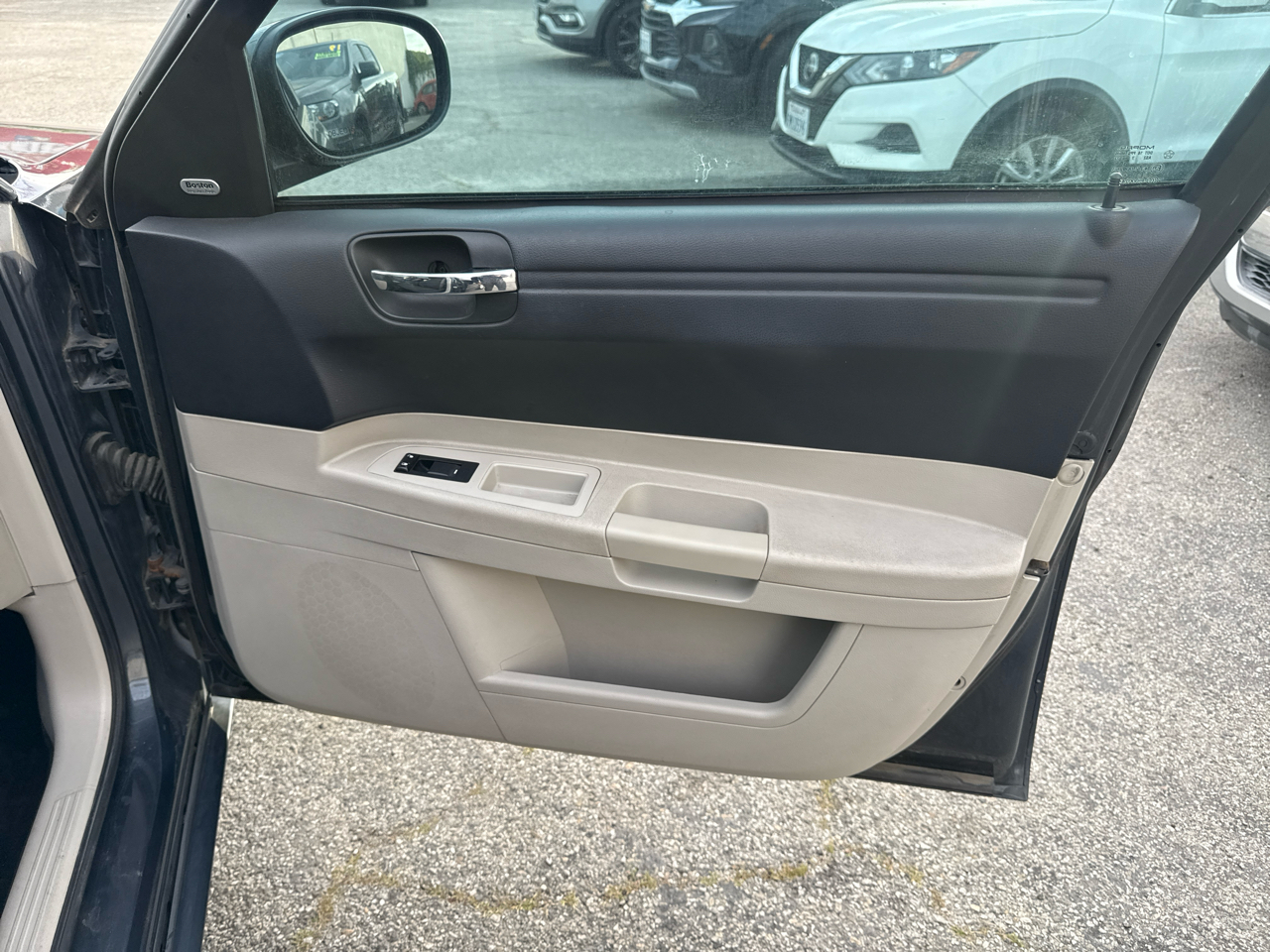 Chrysler 300 Base 2007