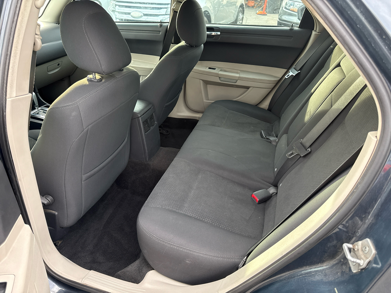 Chrysler 300 Base 2007