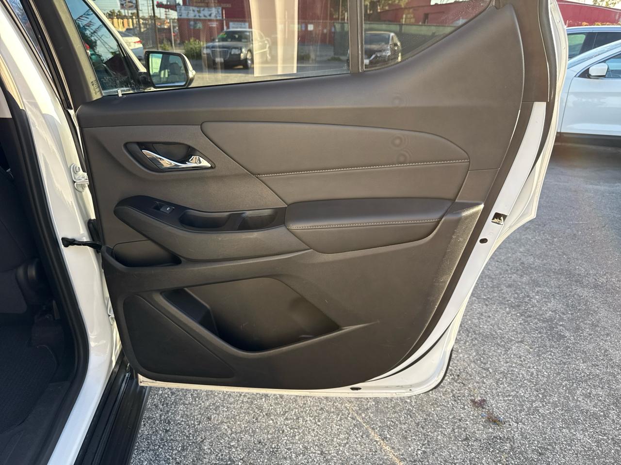 Chevrolet Traverse LT Cloth FWD 2018