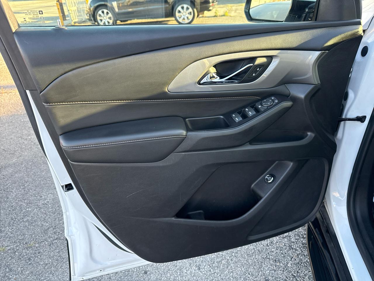 Chevrolet Traverse LT Cloth FWD 2018