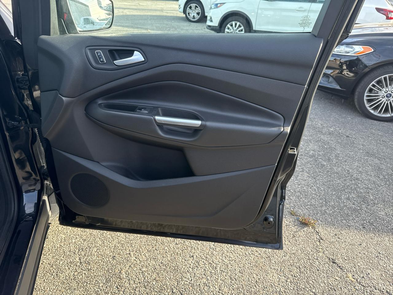 Ford Escape SE FWD 2015