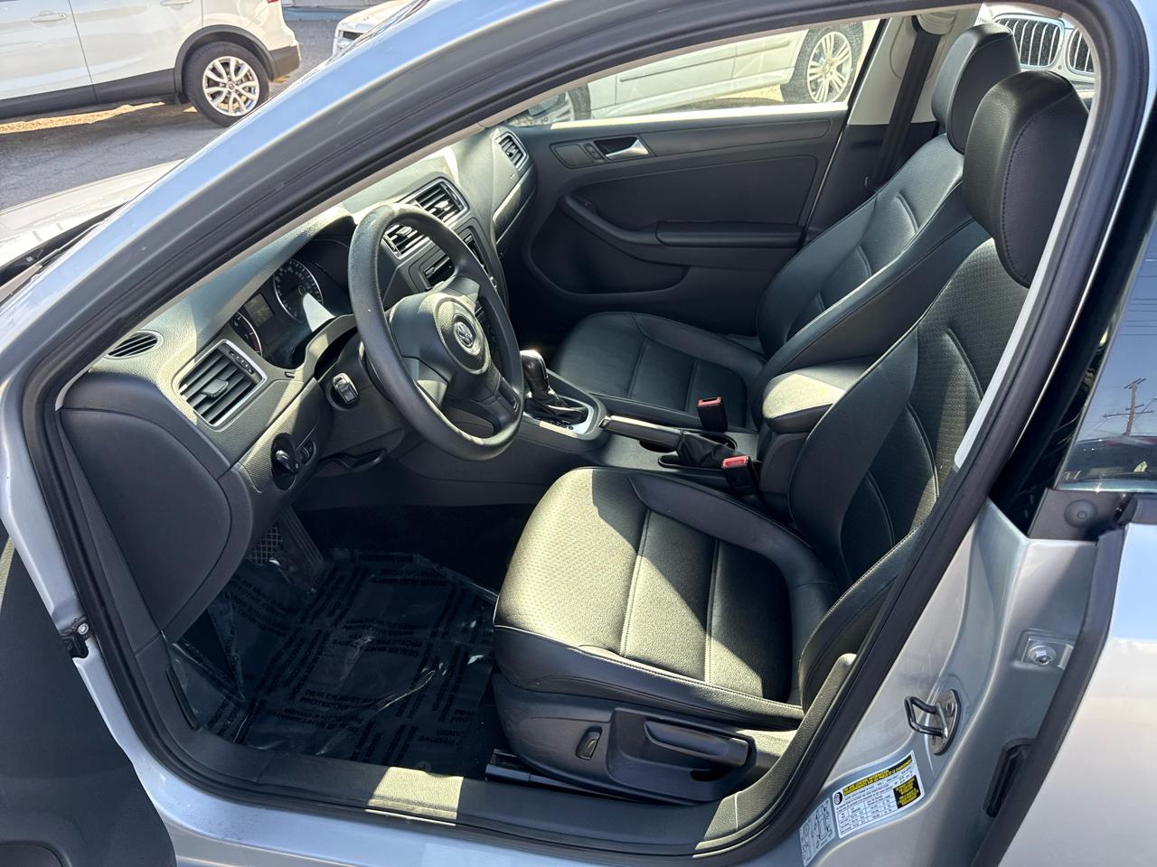 Volkswagen Jetta SE 2014