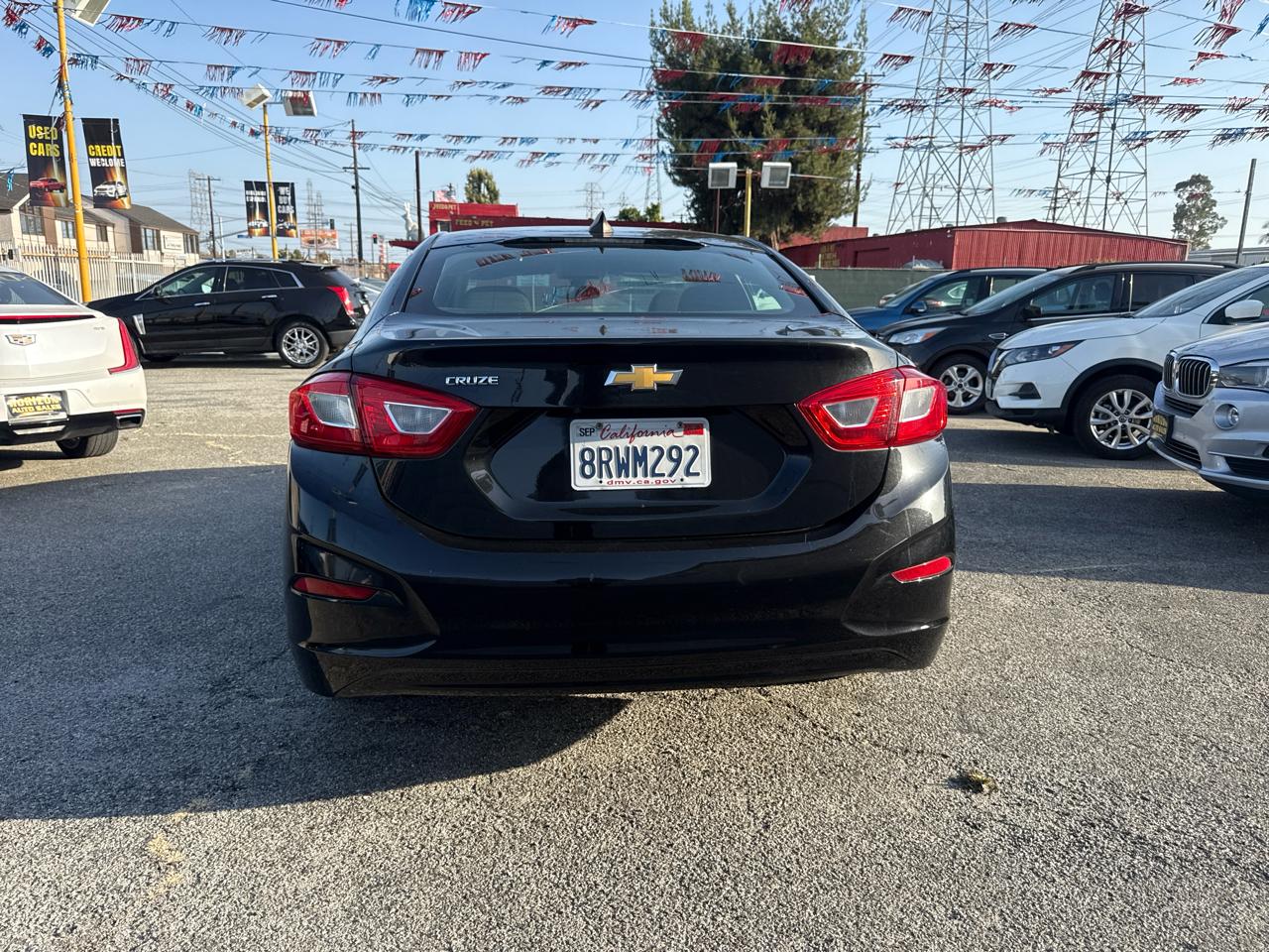 Chevrolet Cruze LS Auto 2018