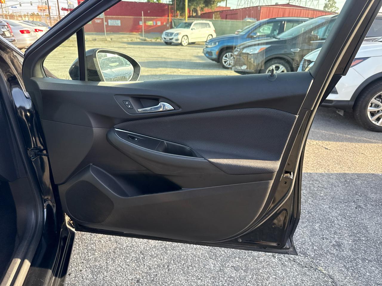Chevrolet Cruze LS Auto 2018
