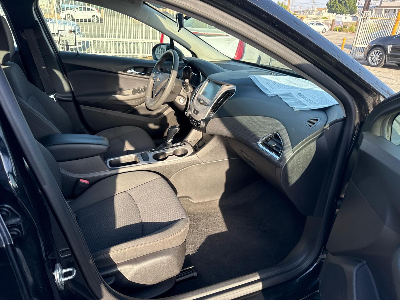 Chevrolet Cruze LS Auto 2018