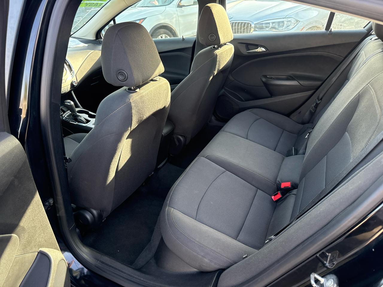 Chevrolet Cruze LS Auto 2018