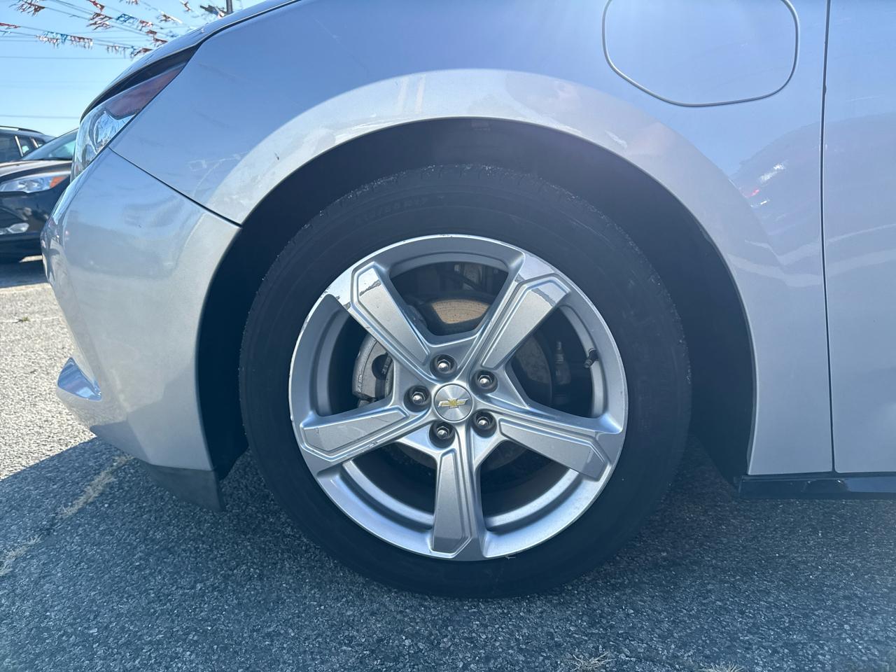 2017 Chevrolet Volt LT - Photo 11
