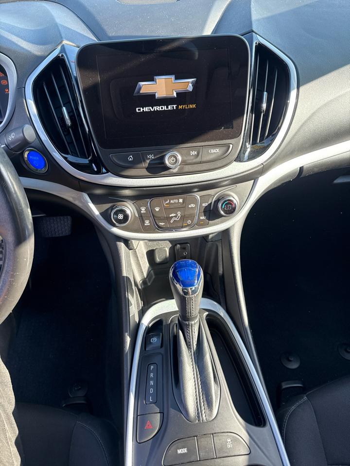 2017 Chevrolet Volt LT - Photo 23