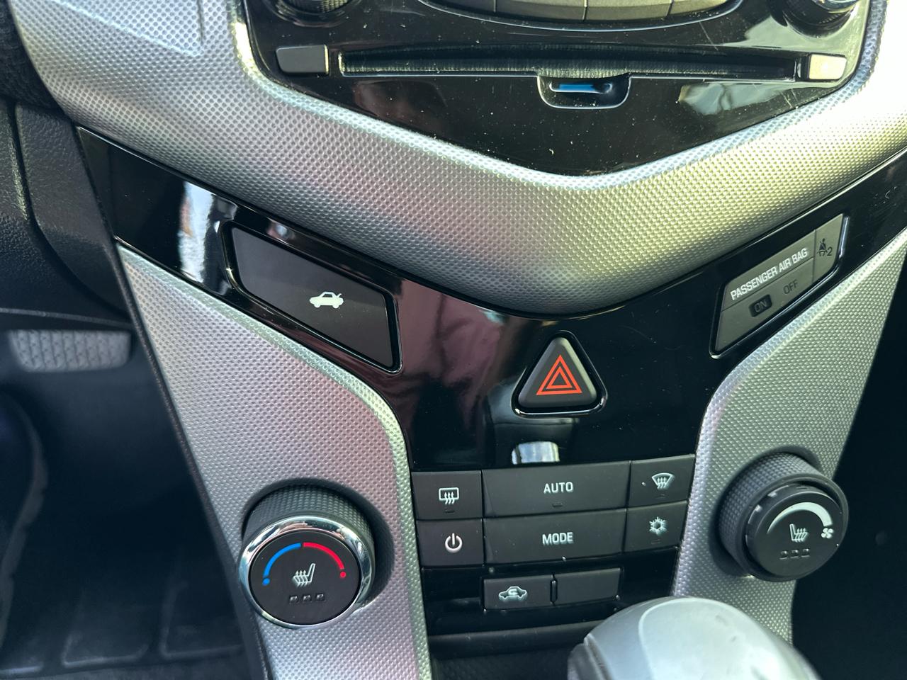Chevrolet Cruze LTZ Auto 2015