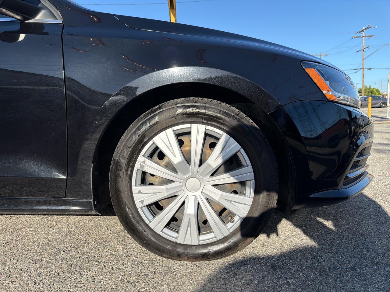 Volkswagen Jetta 1.4T S 6A 2017