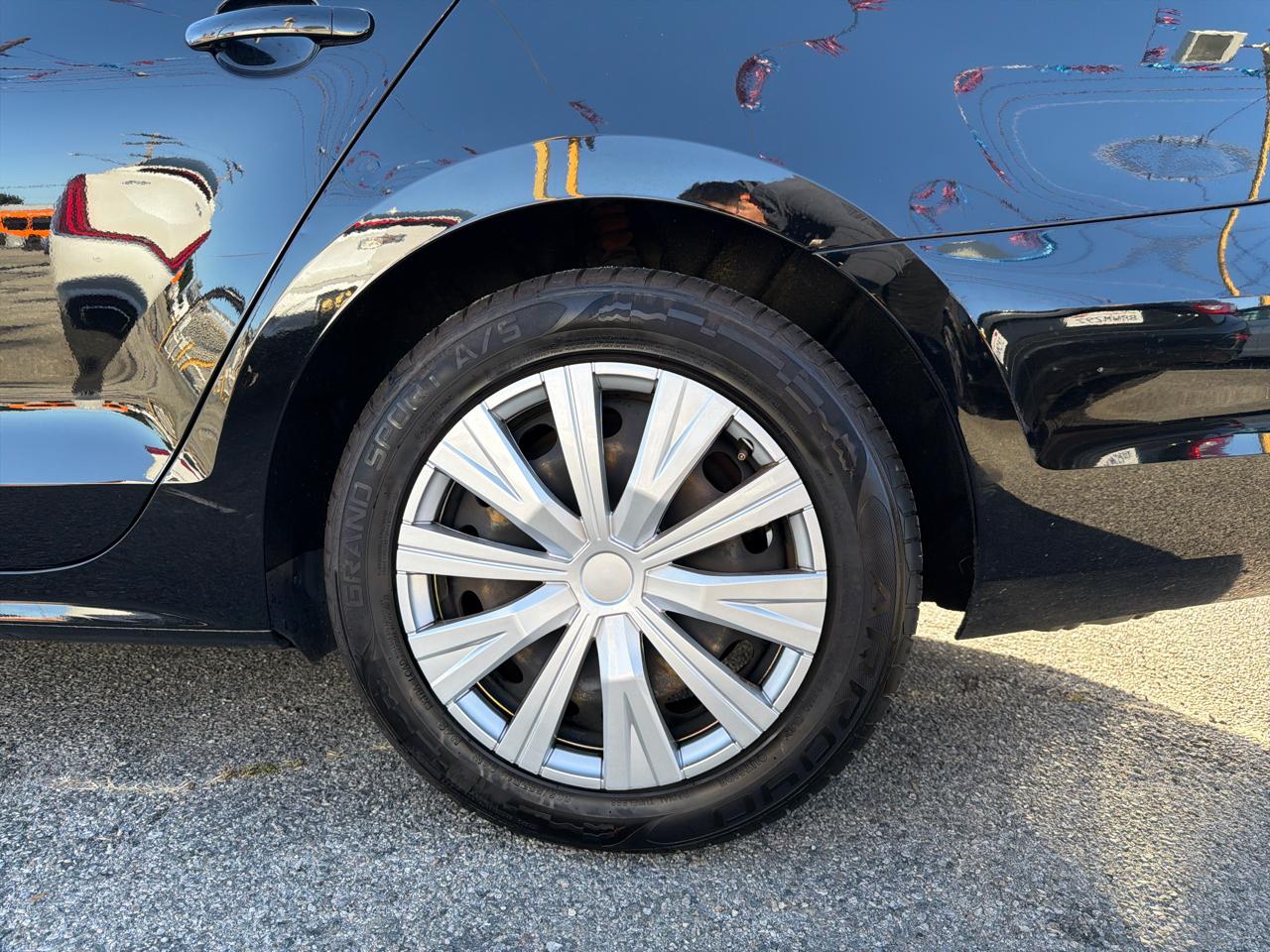 Volkswagen Jetta 1.4T S 6A 2017