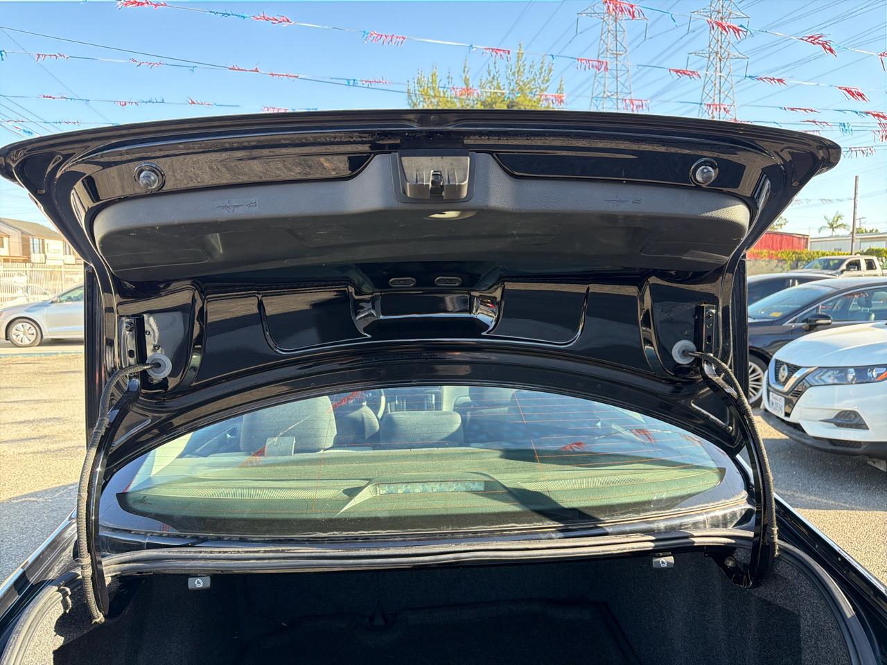 Volkswagen Jetta 1.4T S 6A 2017
