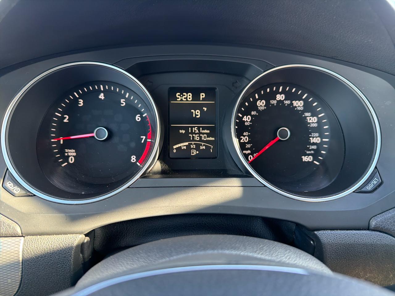 Volkswagen Jetta 1.4T S 6A 2017
