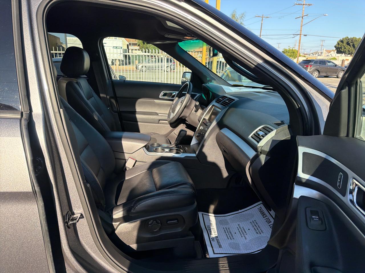 Ford Explorer 2WD 4dr V6 XLT 2014