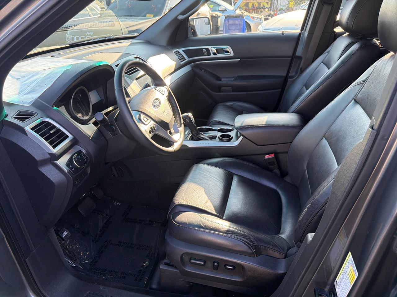 Ford Explorer 2WD 4dr V6 XLT 2014