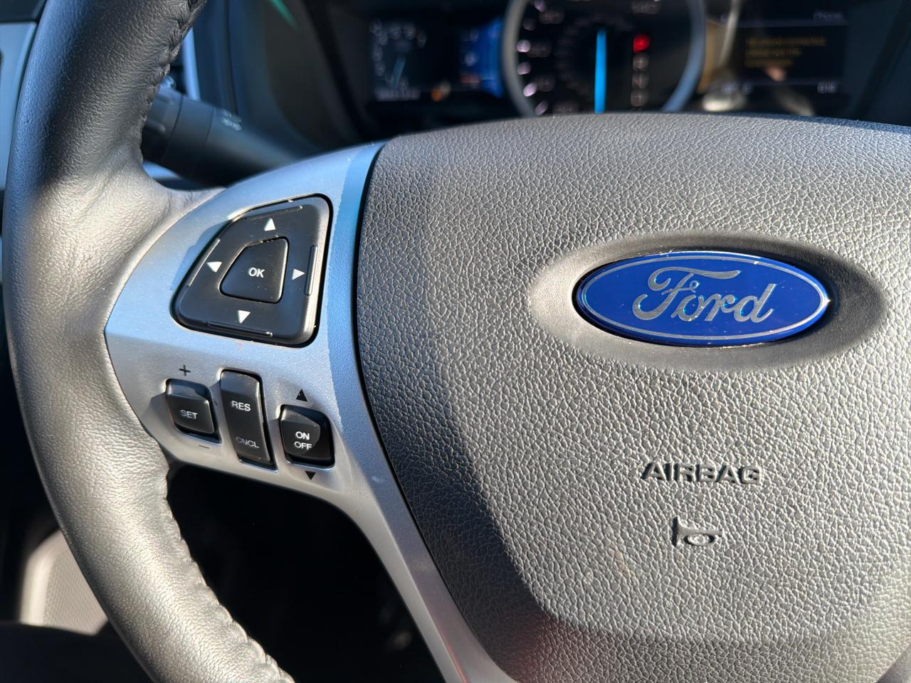 Ford Explorer 2WD 4dr V6 XLT 2014