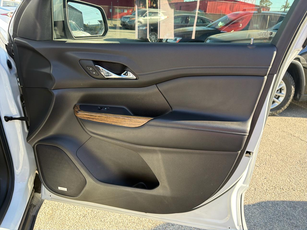 GMC Acadia Denali 2019
