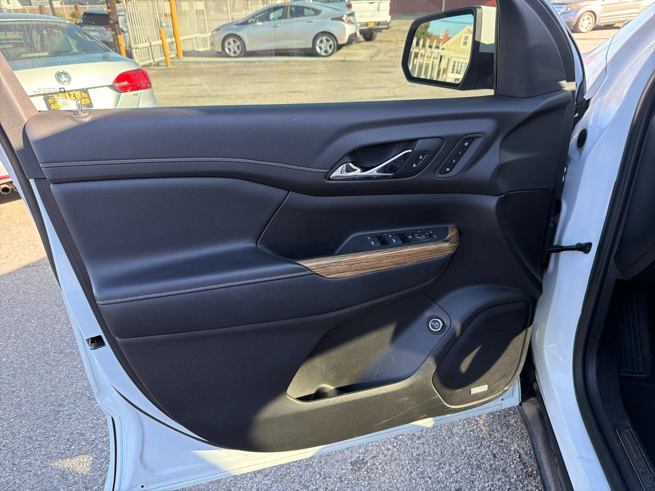 GMC Acadia Denali 2019