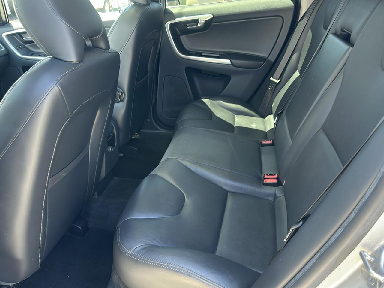 Volvo XC60 T6 Drive-E Platinum FWD 2015
