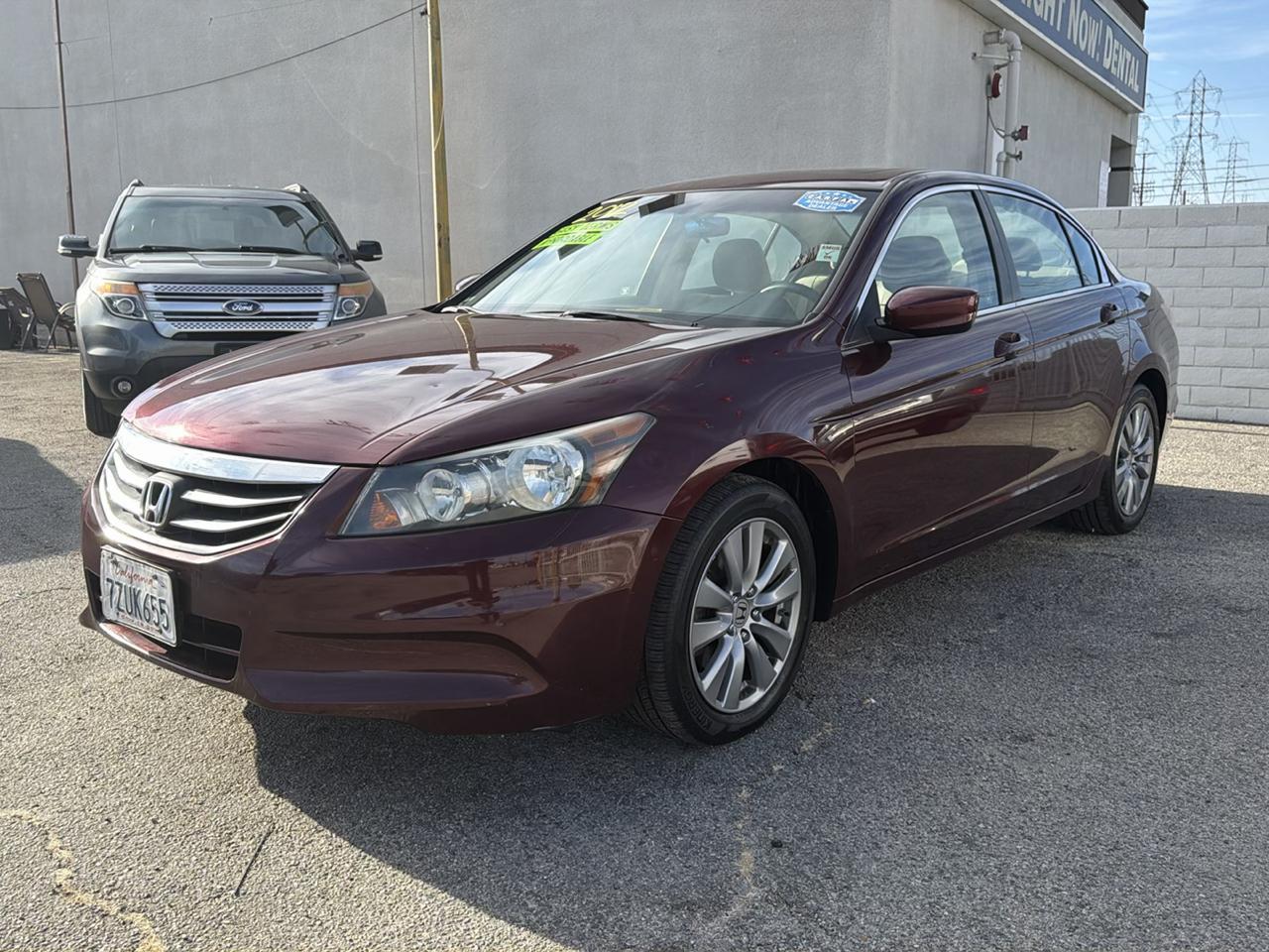 Honda Accord EX Sedan AT 2012