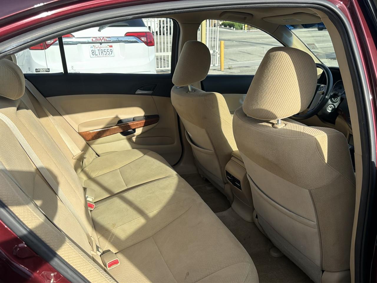 Honda Accord EX Sedan AT 2012