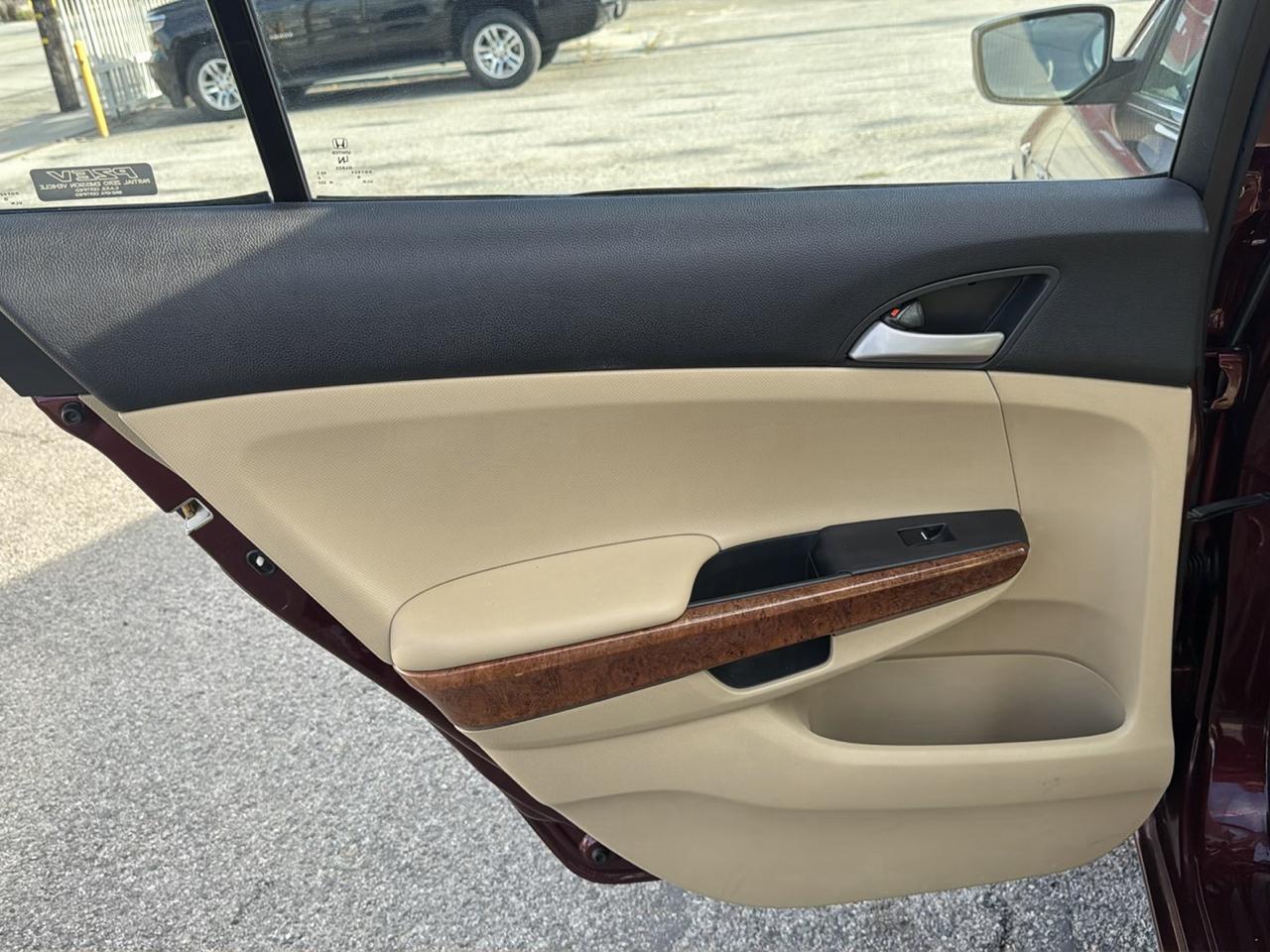 Honda Accord EX Sedan AT 2012