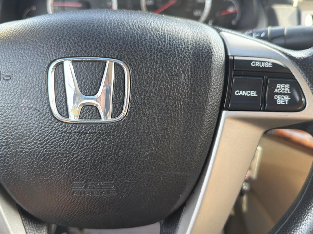 Honda Accord EX Sedan AT 2012