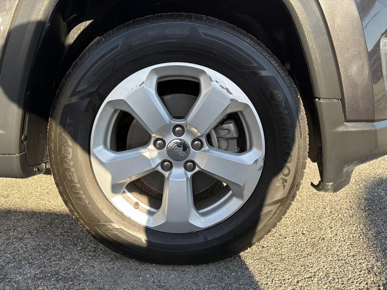 Jeep Compass Latitude FWD 2019