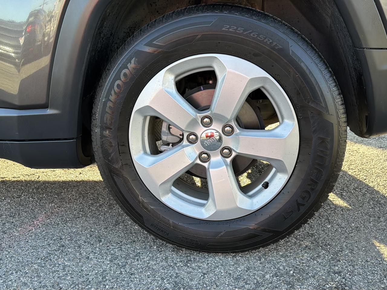 Jeep Compass Latitude FWD 2019