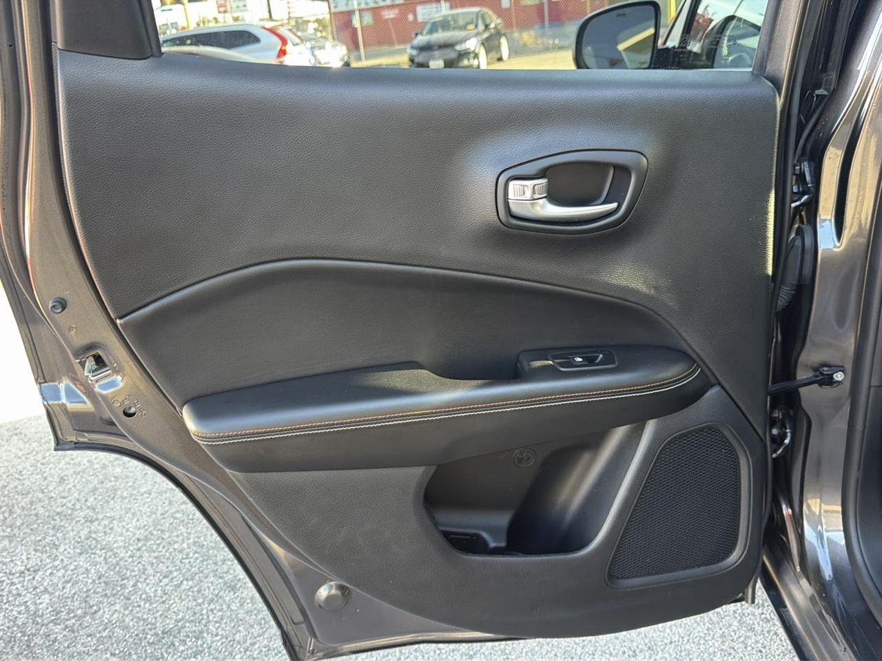 Jeep Compass Latitude FWD 2019